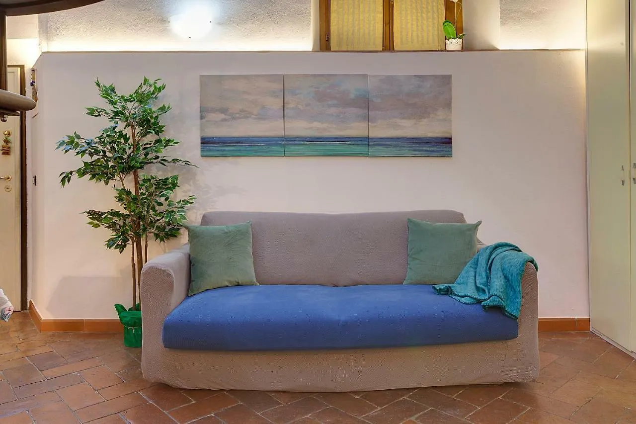 Dante Pitti Palace Apartment Florence